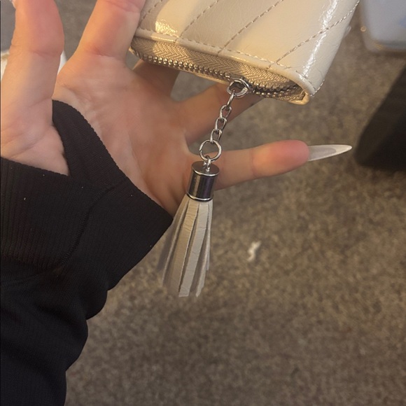 YSL LARGE WALLET - Picture 2 of 4